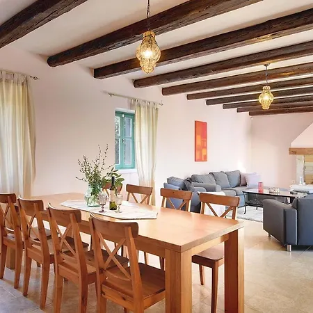 Villa Lucia
