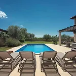Villa Lucia *